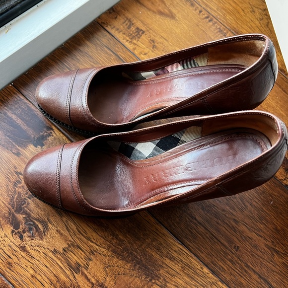 Not new but very good condition high heel shoes - Picture 4 of 7